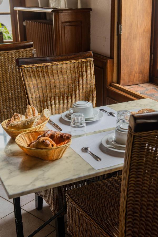 Hotel Le Relais Des Templiers Beaugency Esterno foto