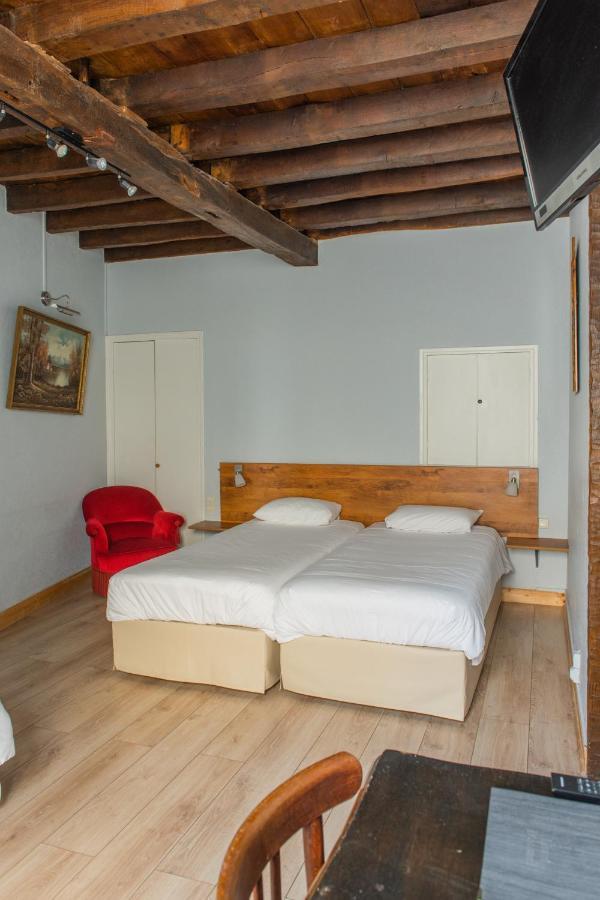 Hotel Le Relais Des Templiers Beaugency Esterno foto