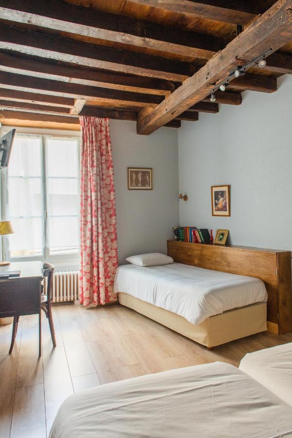Hotel Le Relais Des Templiers Beaugency Esterno foto