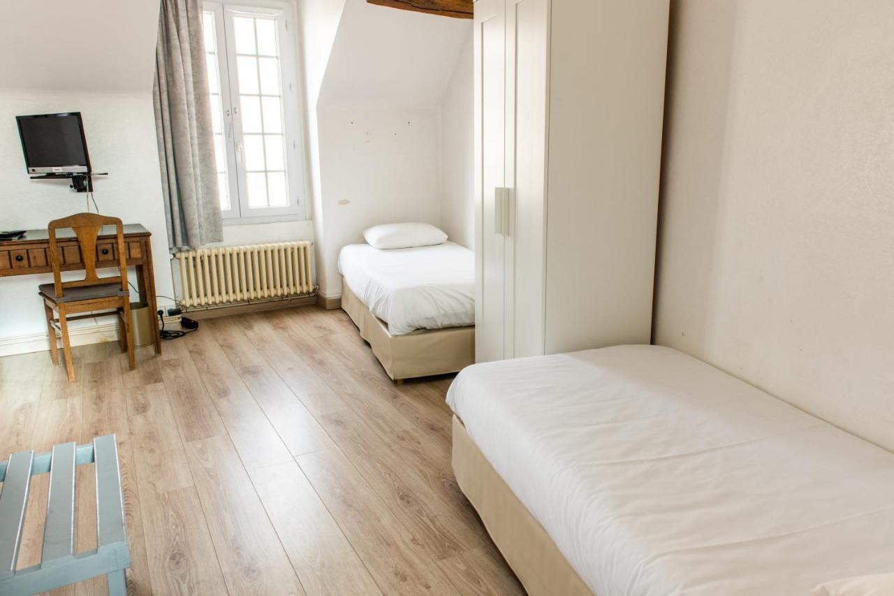 Hotel Le Relais Des Templiers Beaugency Esterno foto
