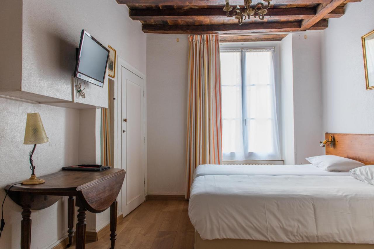 Hotel Le Relais Des Templiers Beaugency Esterno foto