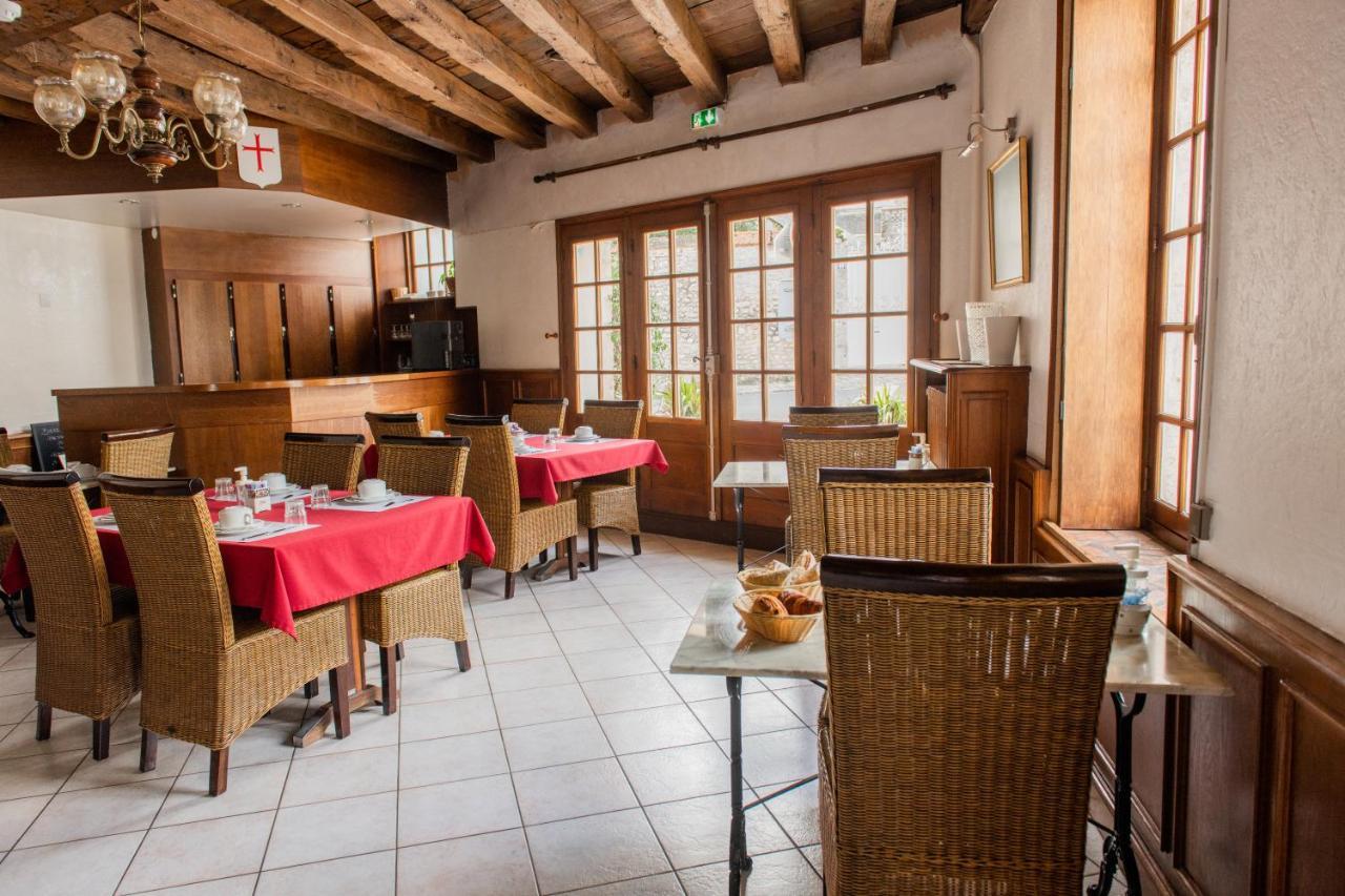 Hotel Le Relais Des Templiers Beaugency Esterno foto